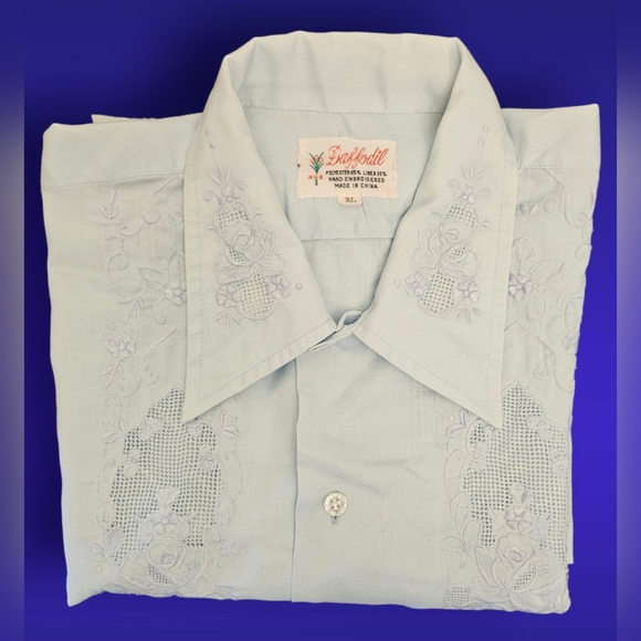 Vintage 80s Daffodil Guayabara Shirt - Picture 8 of 11